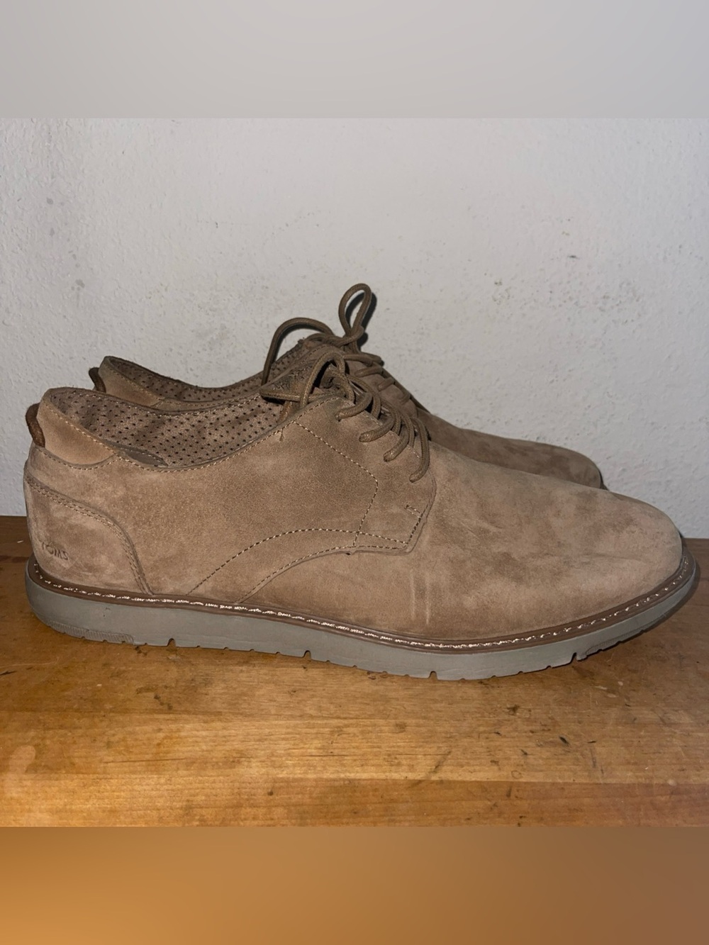 TOMS Mens Navi Oxford Brown Suede Low Top Round Toe Casual Shoes 10016920 Sz 14